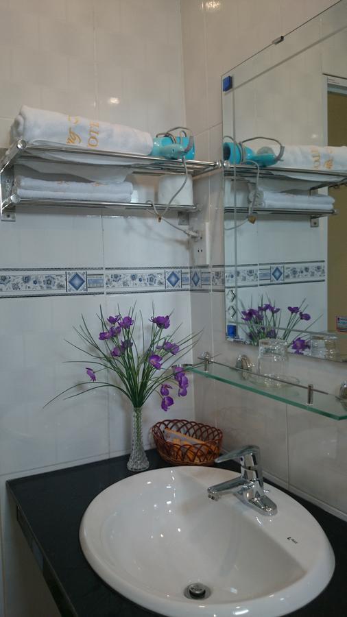 Hoang Ngoc Hotel Dong Van  Dış mekan fotoğraf
