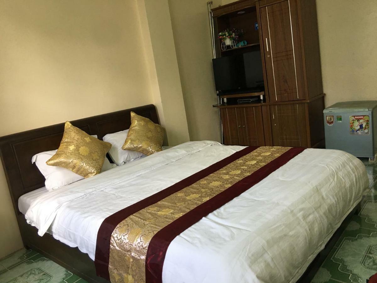 Hoang Ngoc Hotel Dong Van  Dış mekan fotoğraf
