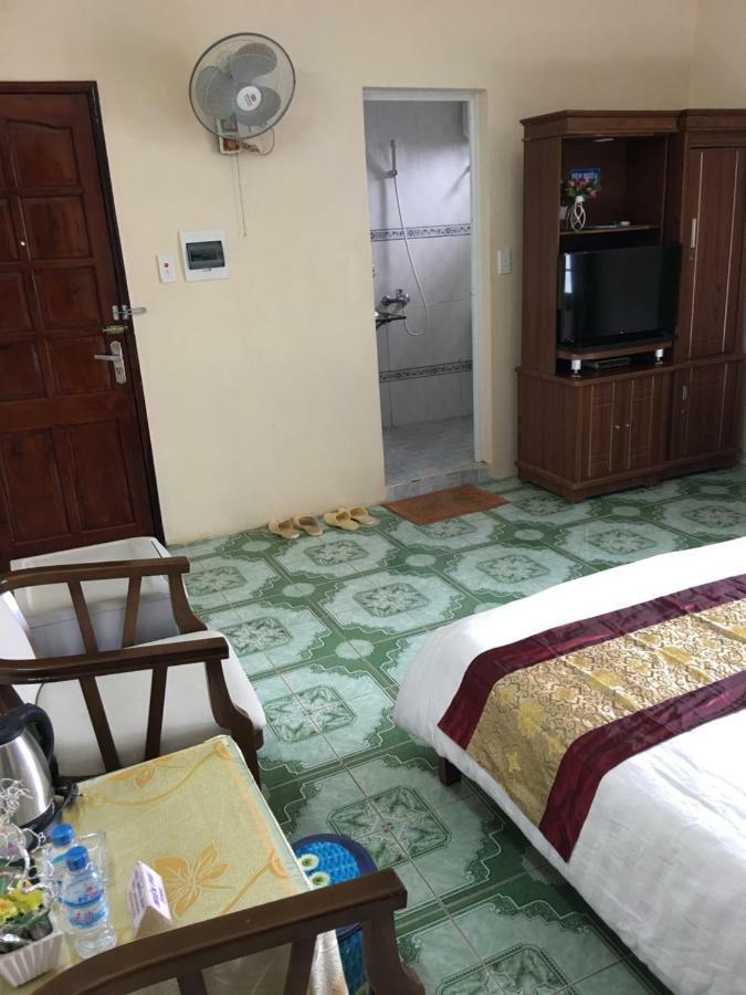 Hoang Ngoc Hotel Dong Van  Dış mekan fotoğraf